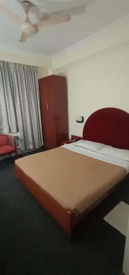 Hotel Goutham Manor Ченнаї Екстер'єр фото